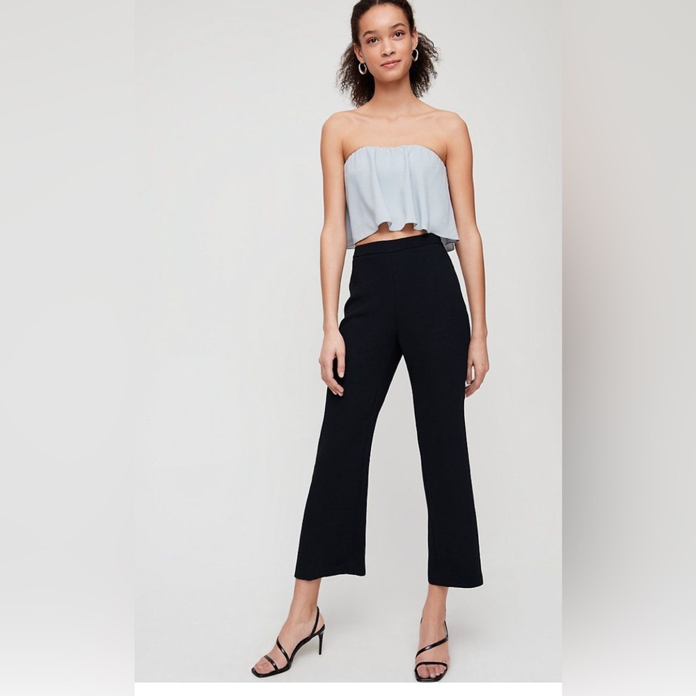 ARITZIA WILFRED NWT $128 Genny Kick Flare Classic Navy Marine Pants